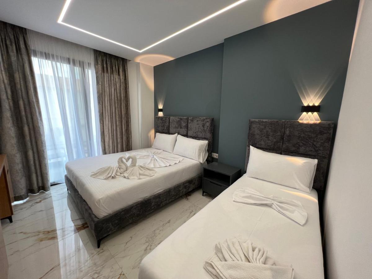 Poseidon Hotel 2 Ksamil Eksteriør billede