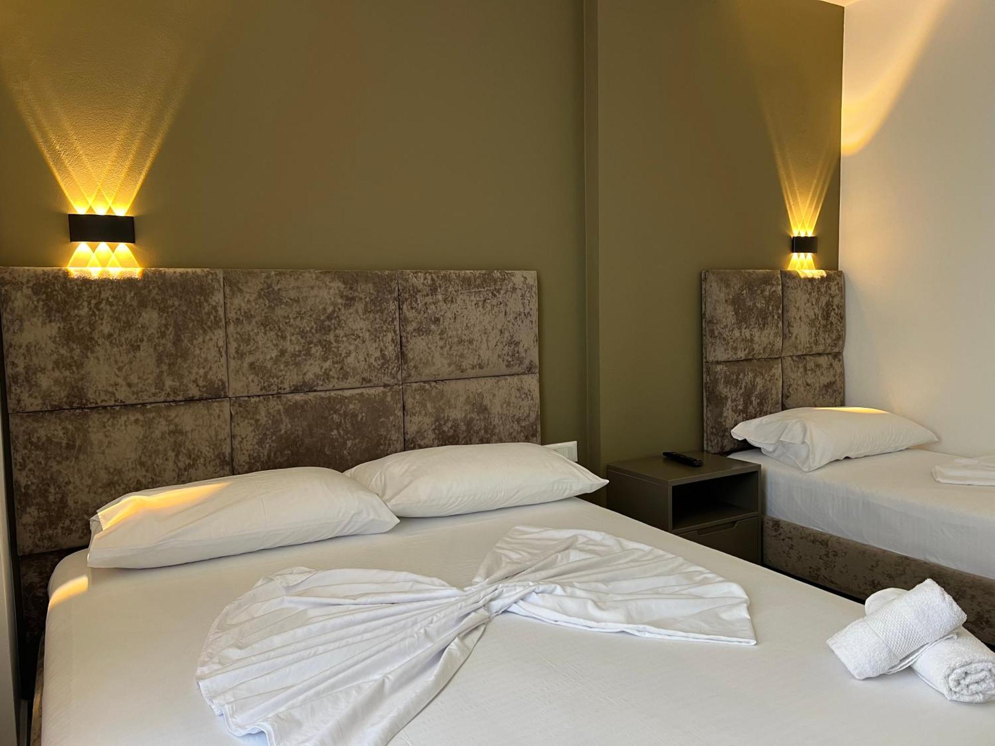 Poseidon Hotel 2 Ksamil Eksteriør billede